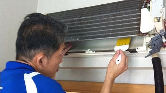 Effortless Ways to Keep Your Aircon Pristine: Expert Cleaning Tips