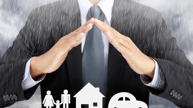 10 Essential Tips for Choosing the Perfect Insurance Agency